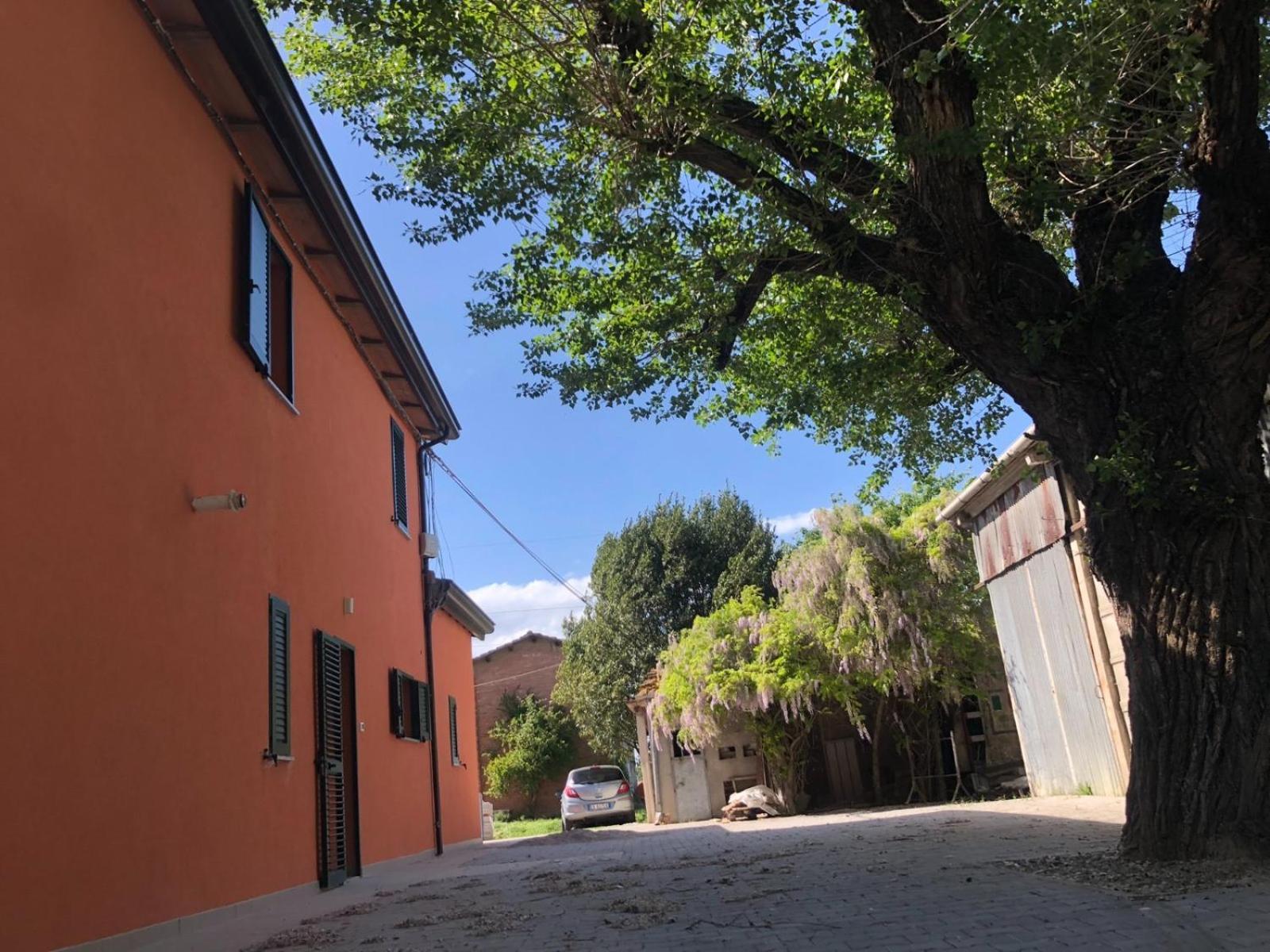 Guesthouse La Casa Di Giada Uscita Autostrada Di Imola Ngoại thất bức ảnh